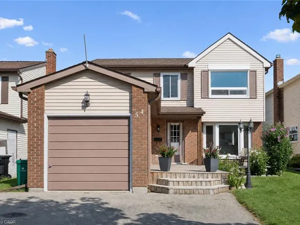 54 Royal Orchard Pl, Kitchener, ON N2N 1Z6