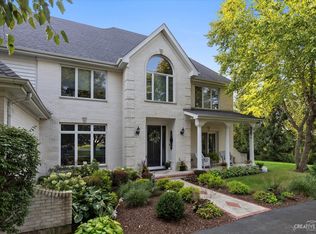 6N584 Glenwood Dr, Saint Charles, IL 60175