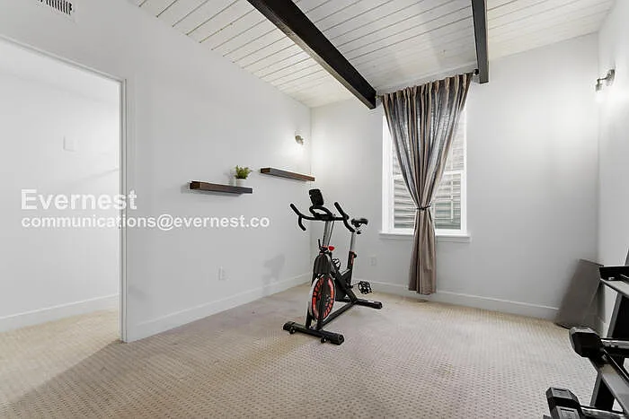 4000 Blue Pine Ln — Photo 16