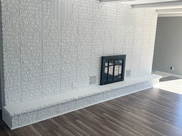 1016 South Ave, Lomira, WI 53048