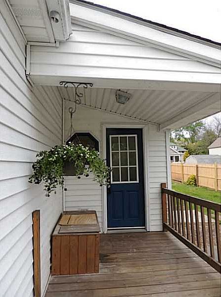 2nd image of 37 Oxford Ave