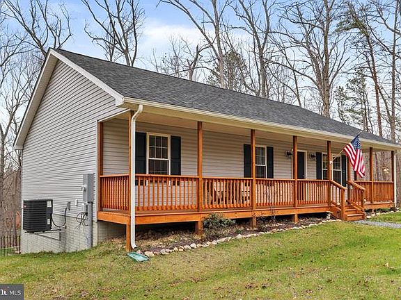 2nd image of 355 Yarnell Ct