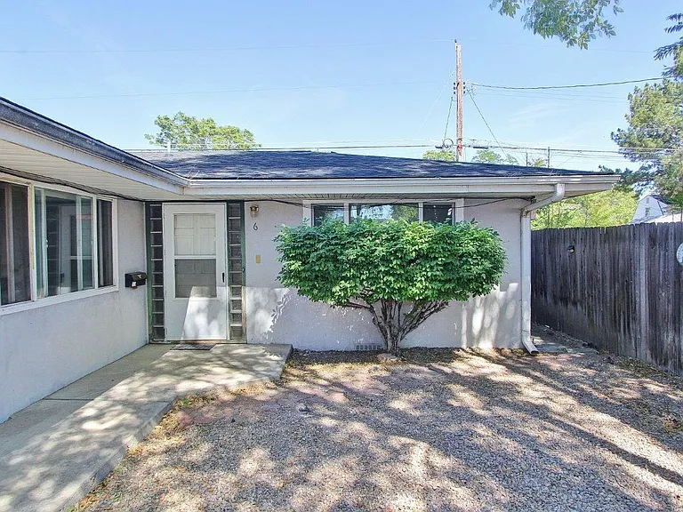 1407 Ellis Ave #6 — Photo 1