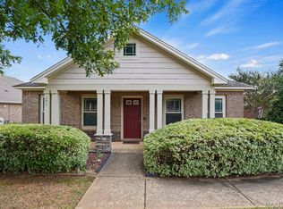 296 Meadowview Ln, Prattville, AL 36066
