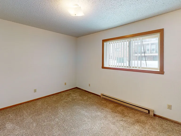 1624 E Gateway Cir S — Photo 5