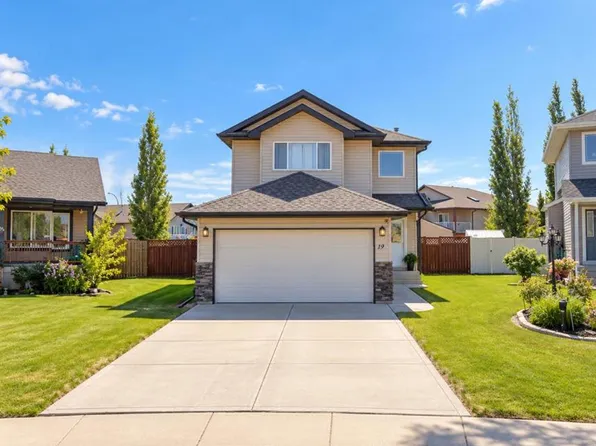 19 W Oldring Cres, Red Deer, AB T4P 3W1