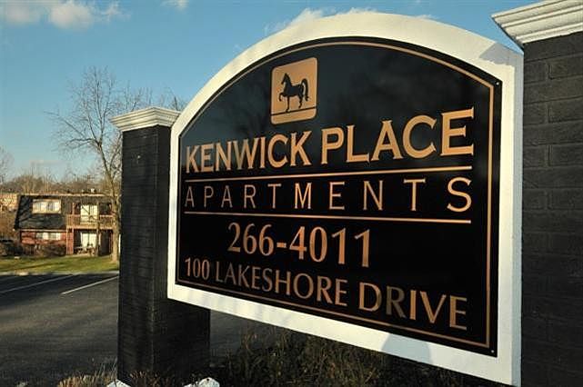 1st image of 100 Lakeshore Dr #125