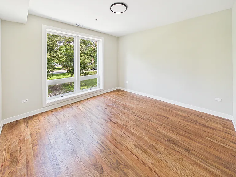 2839 W 24th Blvd #1F — Photo 16