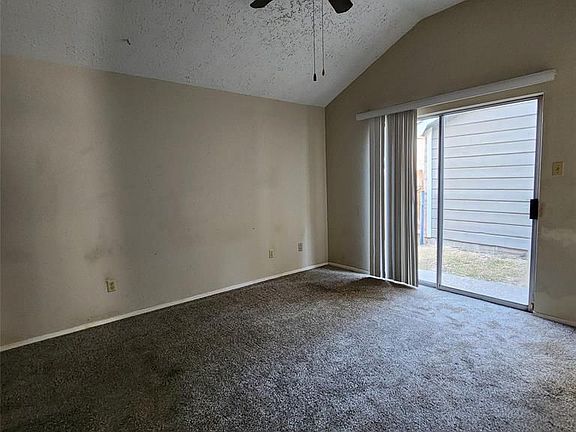 5th image of 6938 Foxbrook Dr
