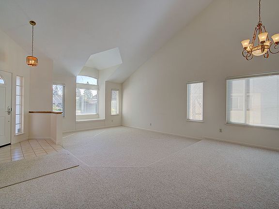 3rd image of 1407 Greenborough Dr