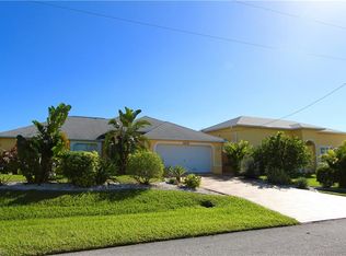 1813 NE 18th Pl, Cape Coral, FL 33909