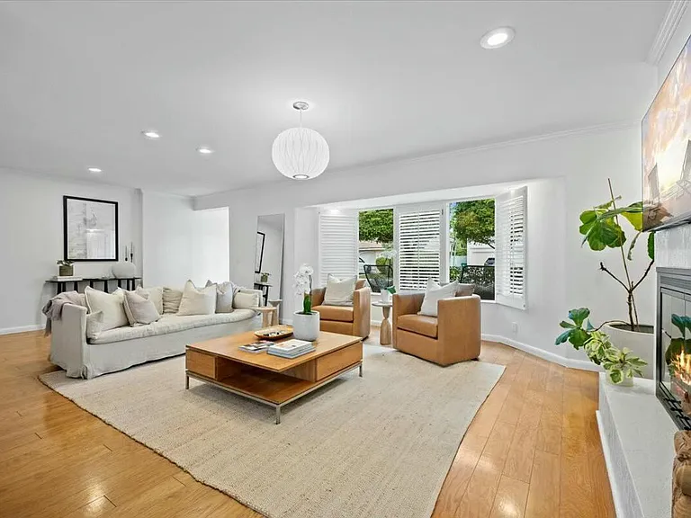232 Cove Pl — Photo 12