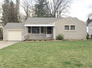3147 Oran Dr, Youngstown, OH 44511