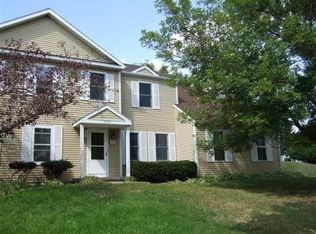 6906 Park Edge Dr, Madison, WI 53719