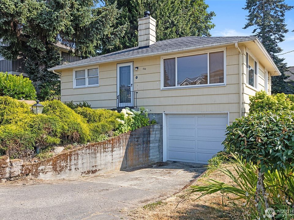 1st image of 1013 N 33rd Place