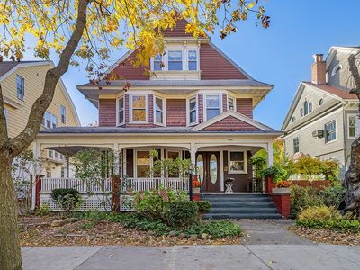 244 Argyle Rd, Brooklyn, NY, 11218