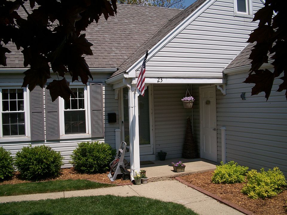 1st image of 23 Skyview Dr
