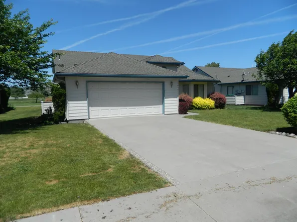1017 Bismark St, Klamath Falls, OR 97601