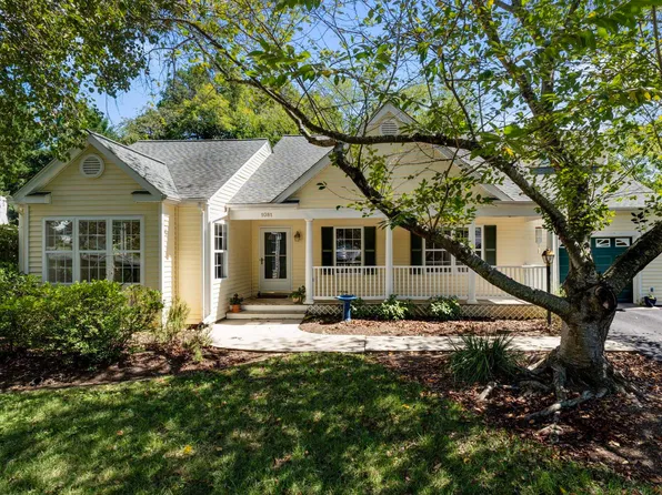 1081 Wintergreen Ln, Charlottesville, VA 22903