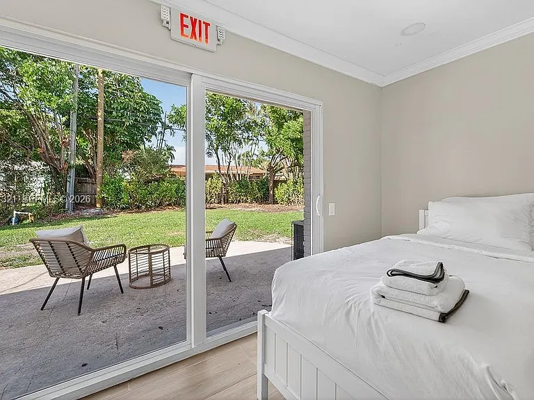 756 Cinnamon Rd — Photo 34