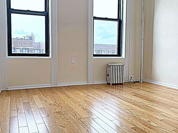 4th image of 264 6th Ave APT 30
