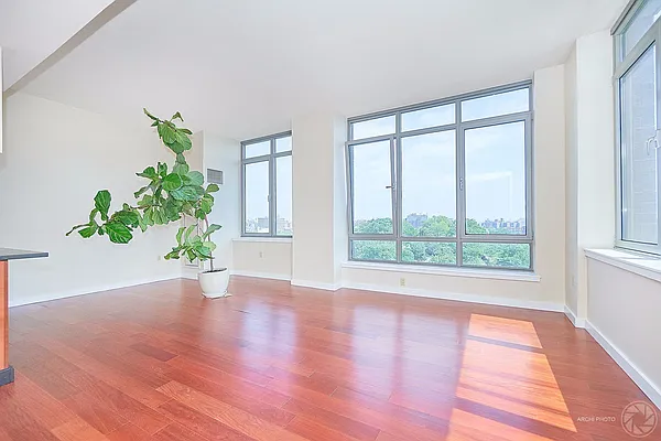Rented by Keller Williams NYC | media 23