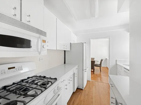 40 East 78th Street image 5 of 8