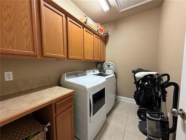 18857 Hank Dr — Photo 15