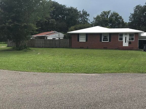 2nd image of 8308 Lexington Dr