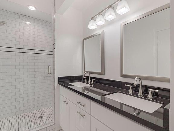 4th image of 1032 N Sweetzer Ave APT 105