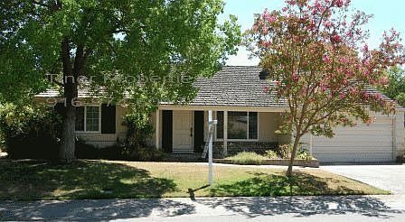 2nd image of 3116 Hampshire Dr