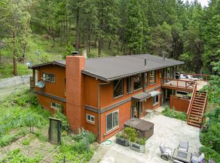 2922 Anderson Creek Rd, Talent, OR 97540