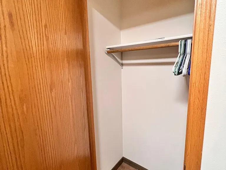 1339 Glenn Pl — Photo 16