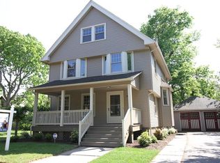 26 Irvington St, Springfield, MA 01108