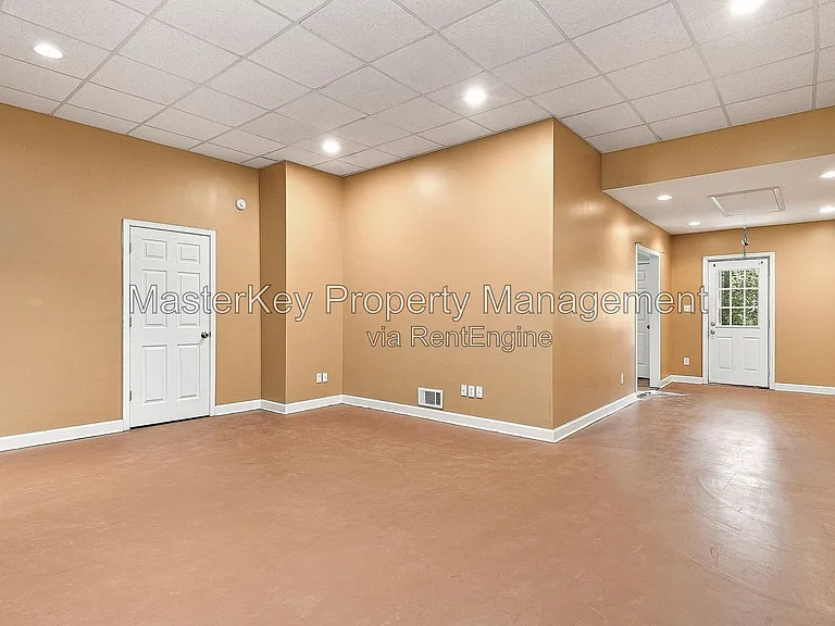 217 Riverwalk Cir — Photo 23