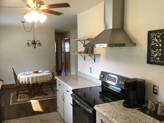 5th image of 1109 Maiden Ln