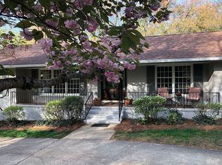 903 Kemp Rd W, Greensboro, NC 27410