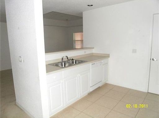 5th image of 1764 N Dovetail Dr #C