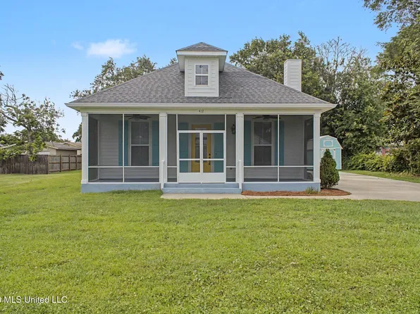412 E 3rd St, Long Beach, MS 39560