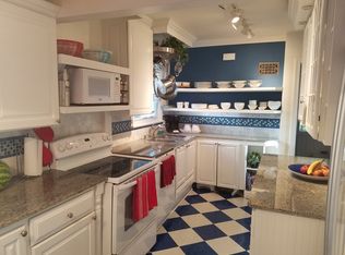 1917 Vahlen St, Madison, WI 53704