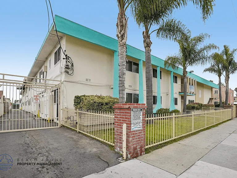 10305 Buford Ave. — Photo 10