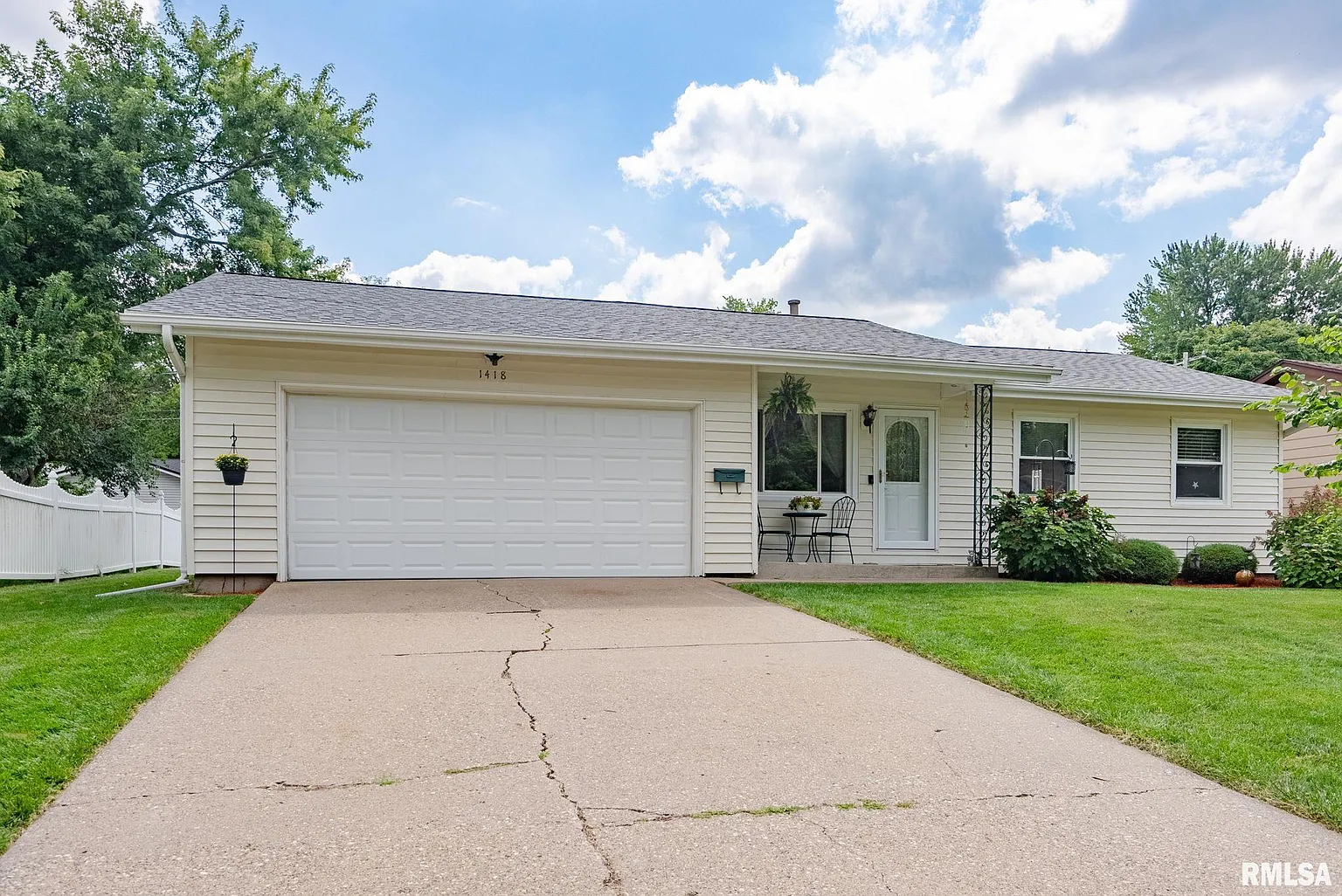 1418 18th Ave photo 1