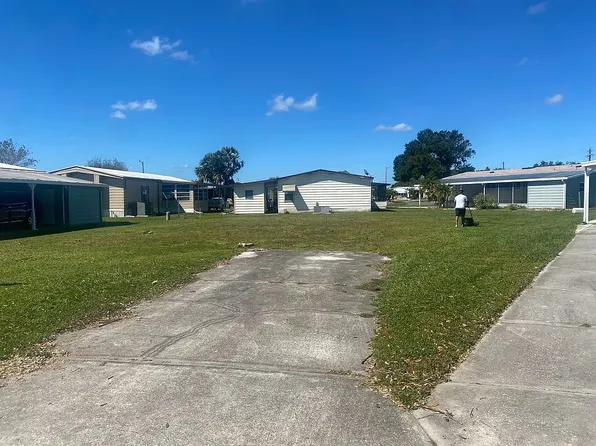 5063 Fox Cliff Dr, Lakeland, FL 33810