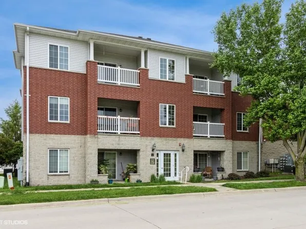 4339 York Pl, Iowa City, IA 52245