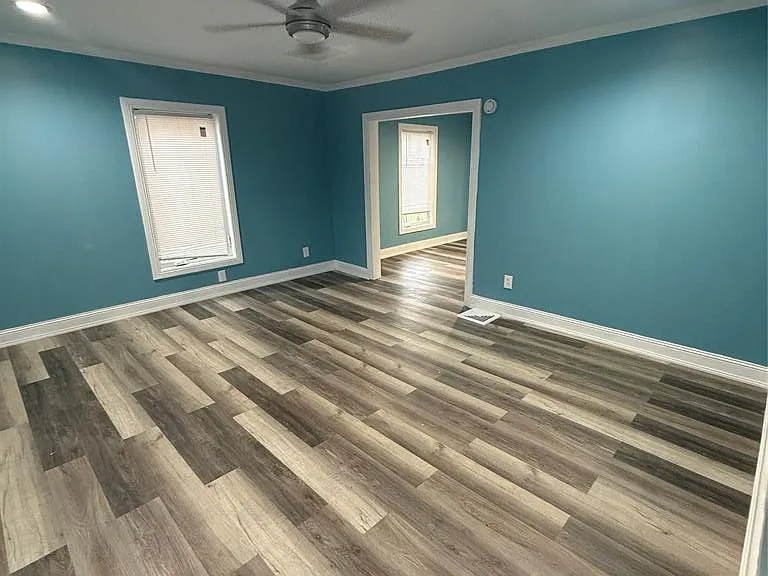 385 Whittemore St — Photo 5