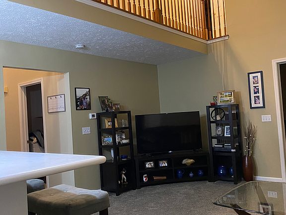 4th image of 750 Saratoga Trl