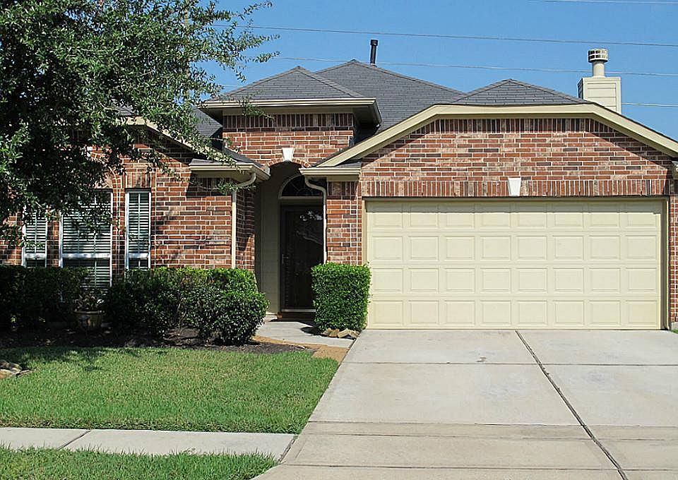 1st image of 6422 Saragosa Crossing Ln