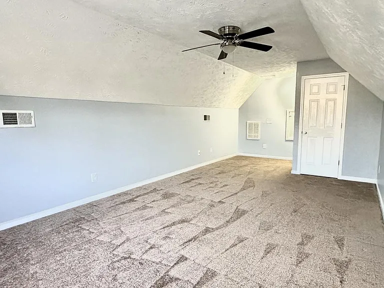 1002 Coalport Rd — Photo 20