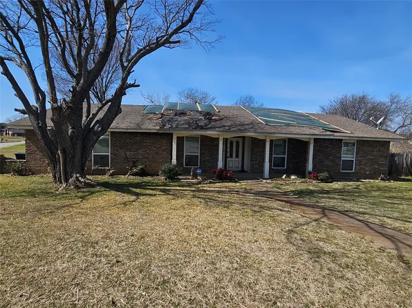 3317 Lookout Dr, Forest Hill, TX 76140