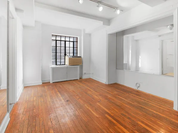 5 Tudor City Pl, New York, NY